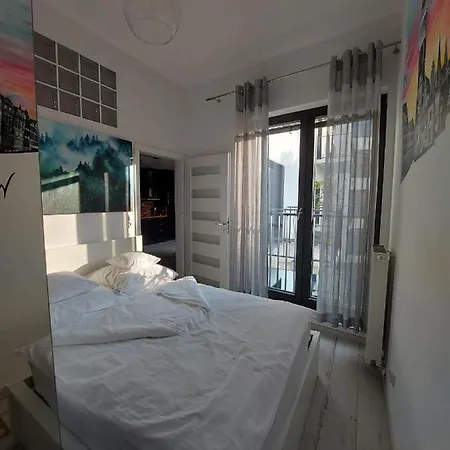 Ksiecia Witolda 43 アパート